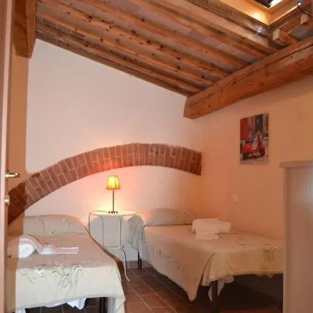 Auf Der Ersten Etage Campiglia Marittima